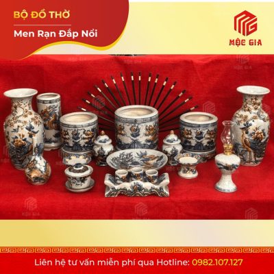 Bộ Đồ Thờ Men Rạn Đắp Nổi - DN 66