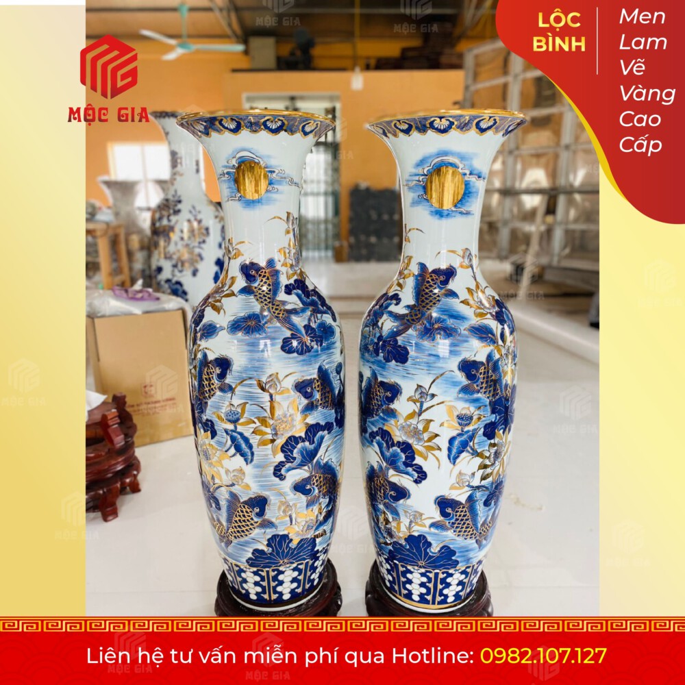 Lộc Bình Men Lam Vẽ Vàng Cao Cấp - MLVV30