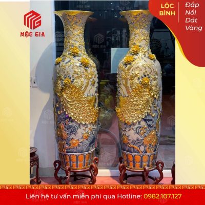 Lộc Bình Đắp Nổi Dát Vàng - DNRV05