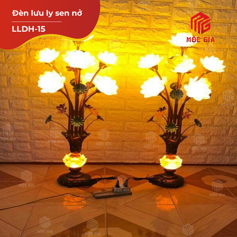 Đèn thờ lưu ly sen nở - LLDT-15