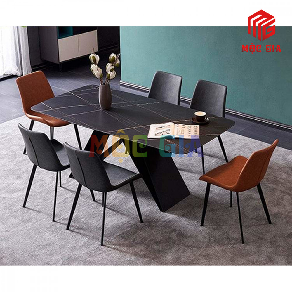 Bàn ăn nhập khẩu