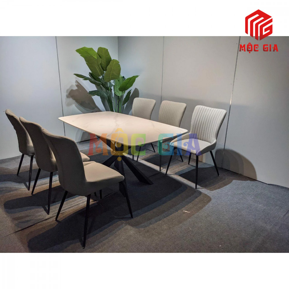 Bàn ăn nhập khẩu đẹp MG - BANK 030