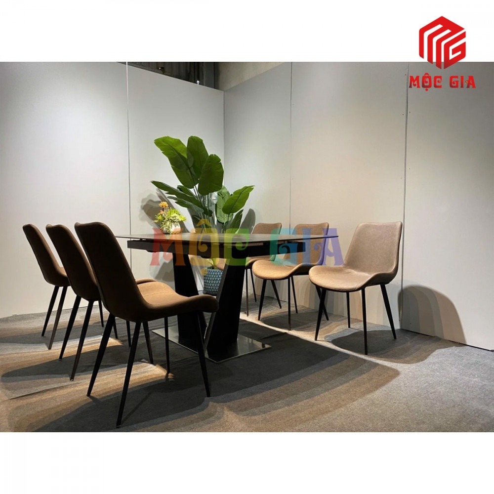 Bàn ăn nhập khẩu đẹp MG - BANK 031