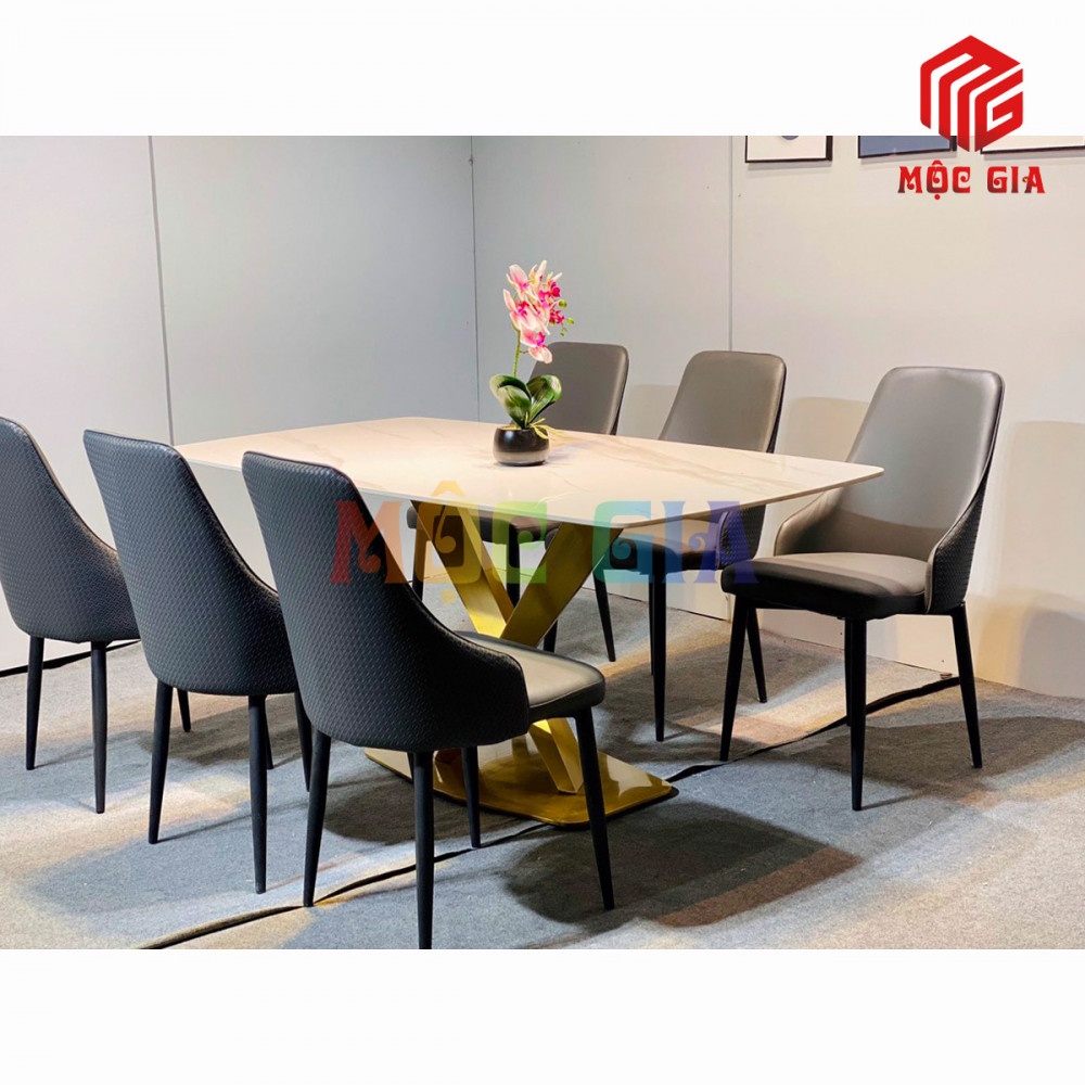 Bàn ăn nhập khẩu đẹp MG - BANK 084