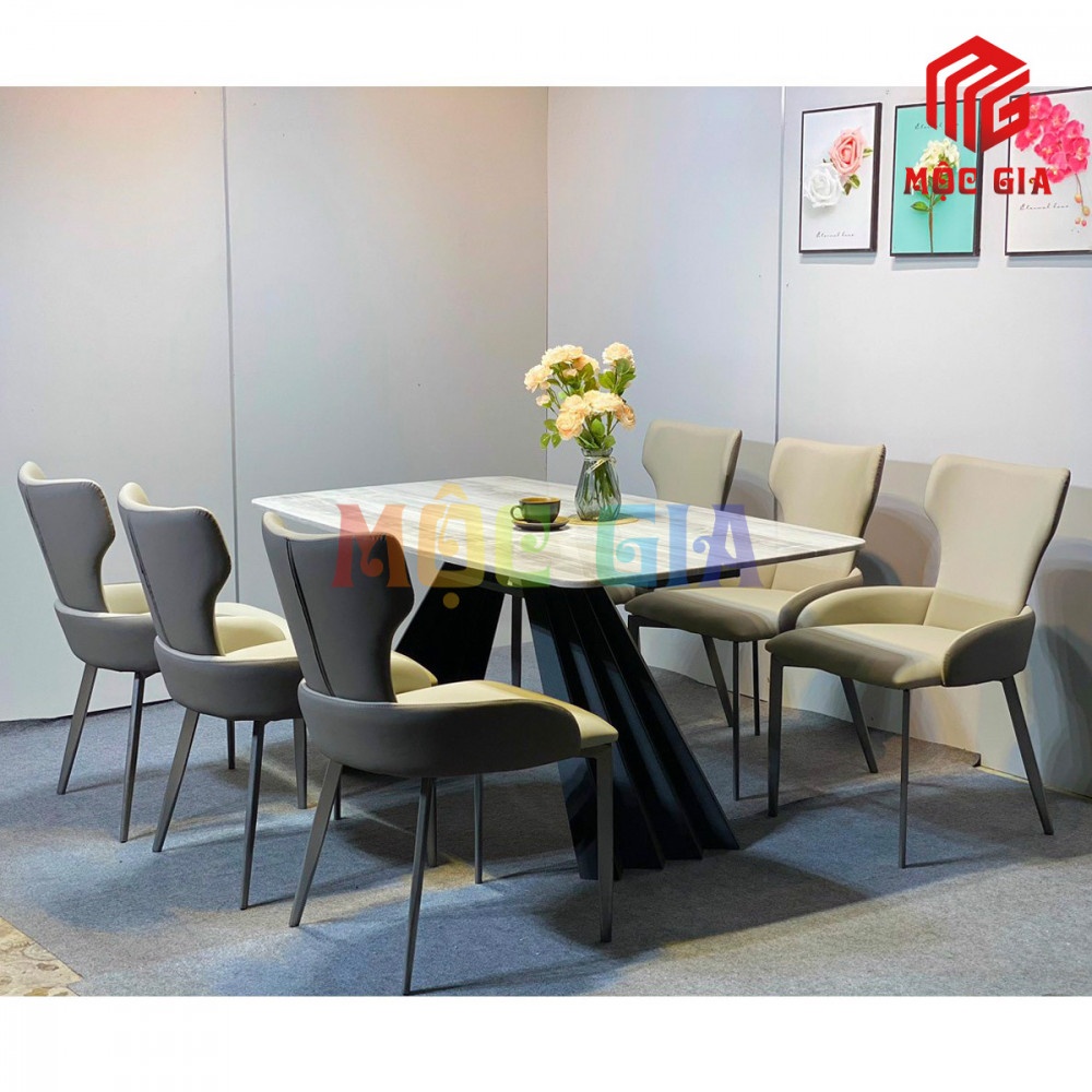 Bàn ăn nhập khẩu đẹp MG - BANK 111